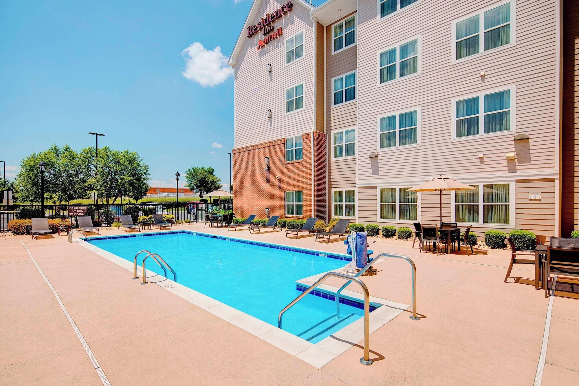 Vista Piscina Residence Inn by Marriott Roanoke Airport