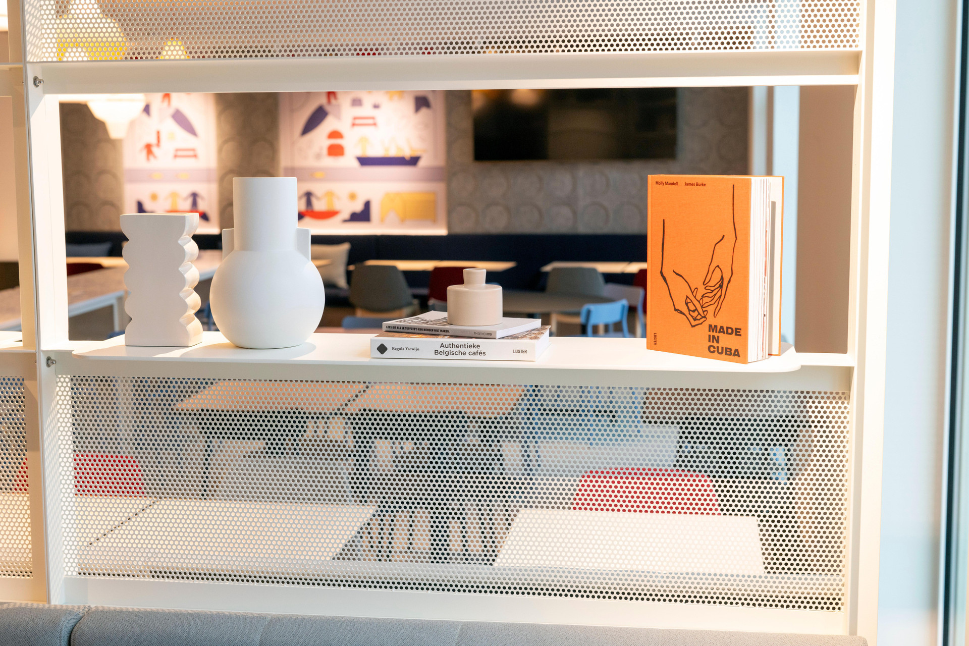 Vista Lobby Holiday Inn Express & Suites Ghent by IHG