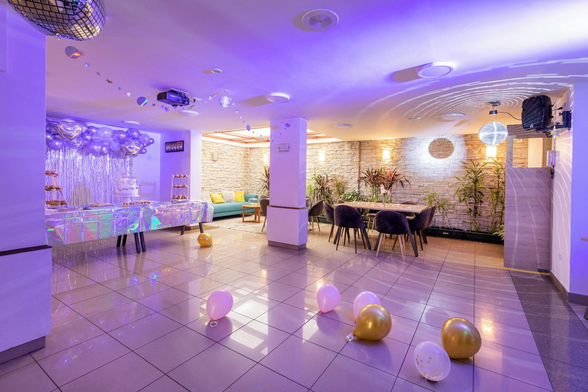 Vista do lobby Sandmelis