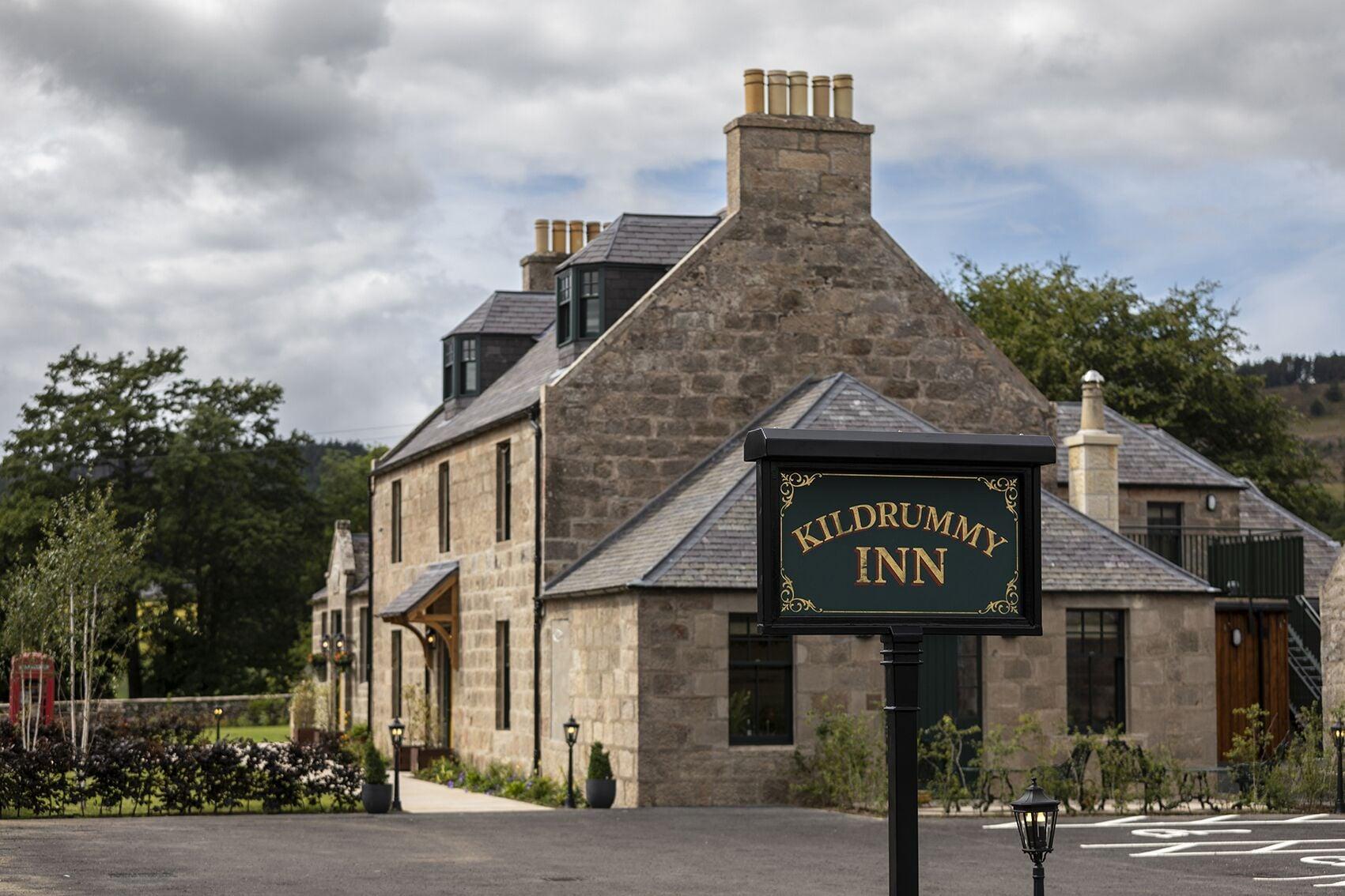 Varios Kildrummy Inn