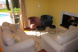 Alquiler Temporario - Villa Hansen in Funchal suburb, 
Pool, Sea-views, Garden, BBQ, Beach !