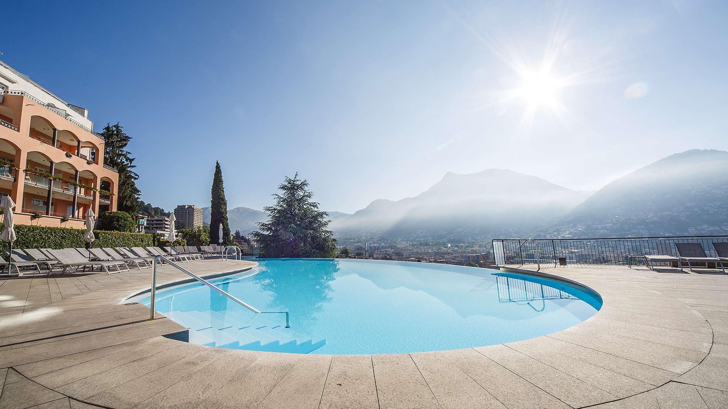 Vista Exterior Villa Sassa