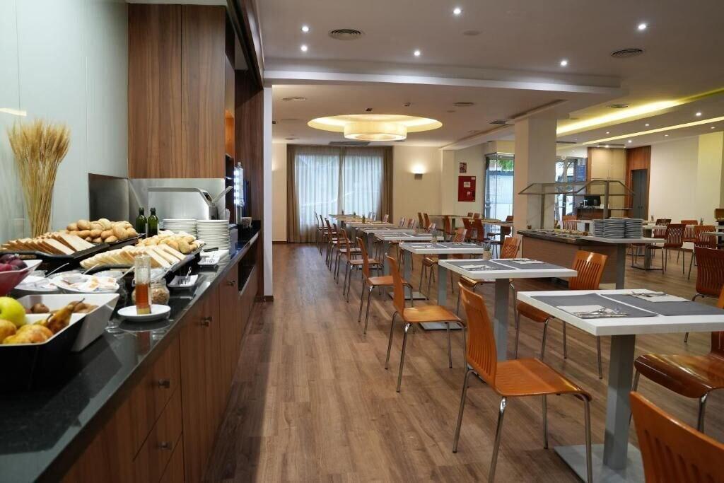 Restaurant Hotel Port Feria
