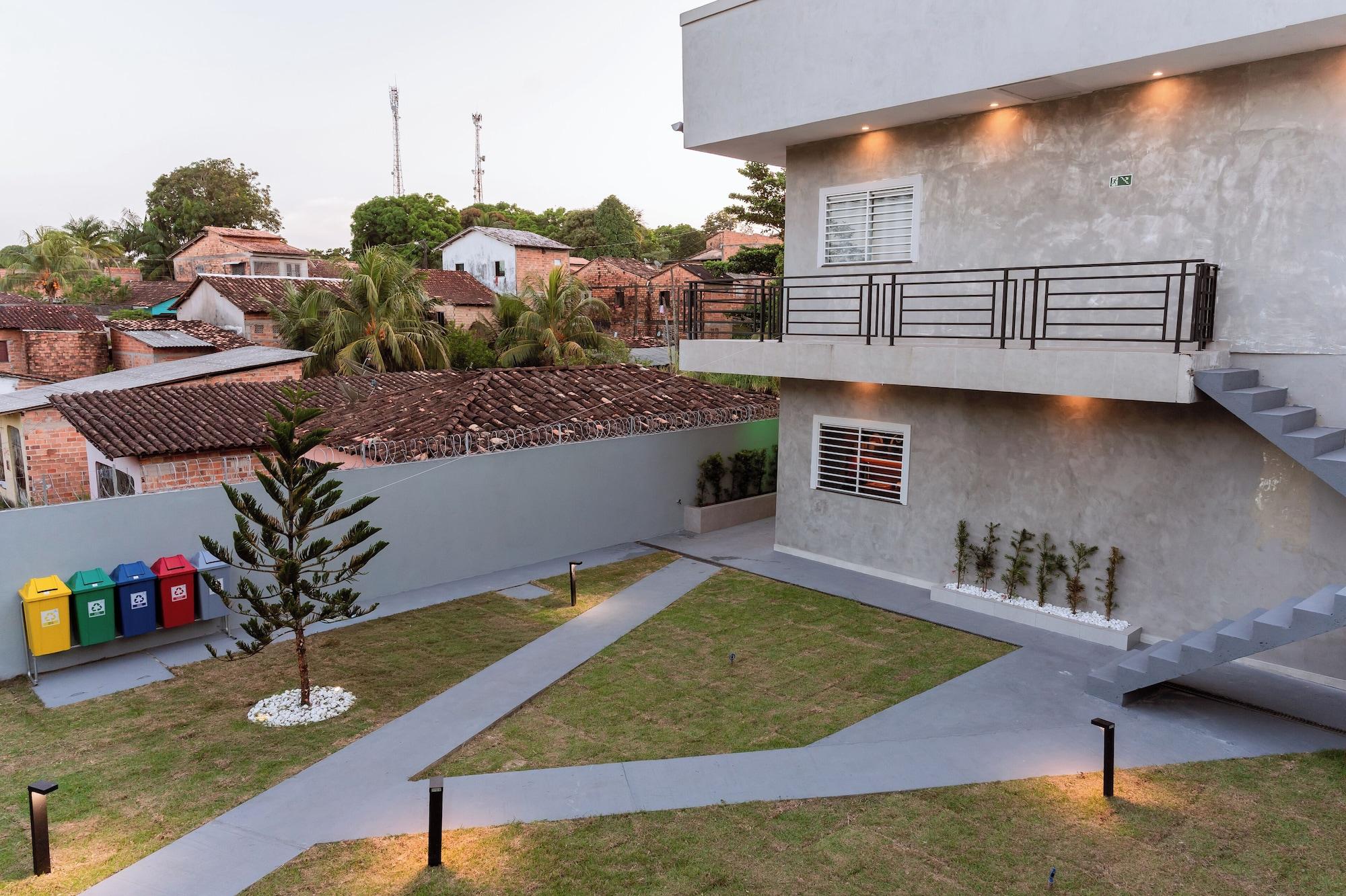 Vista Exterior LOFT Bragança Suite Hotel