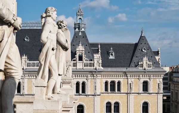 W Budapest