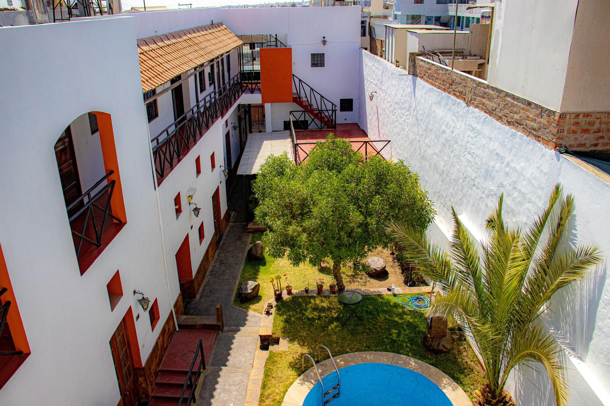Varios La casa de Theo