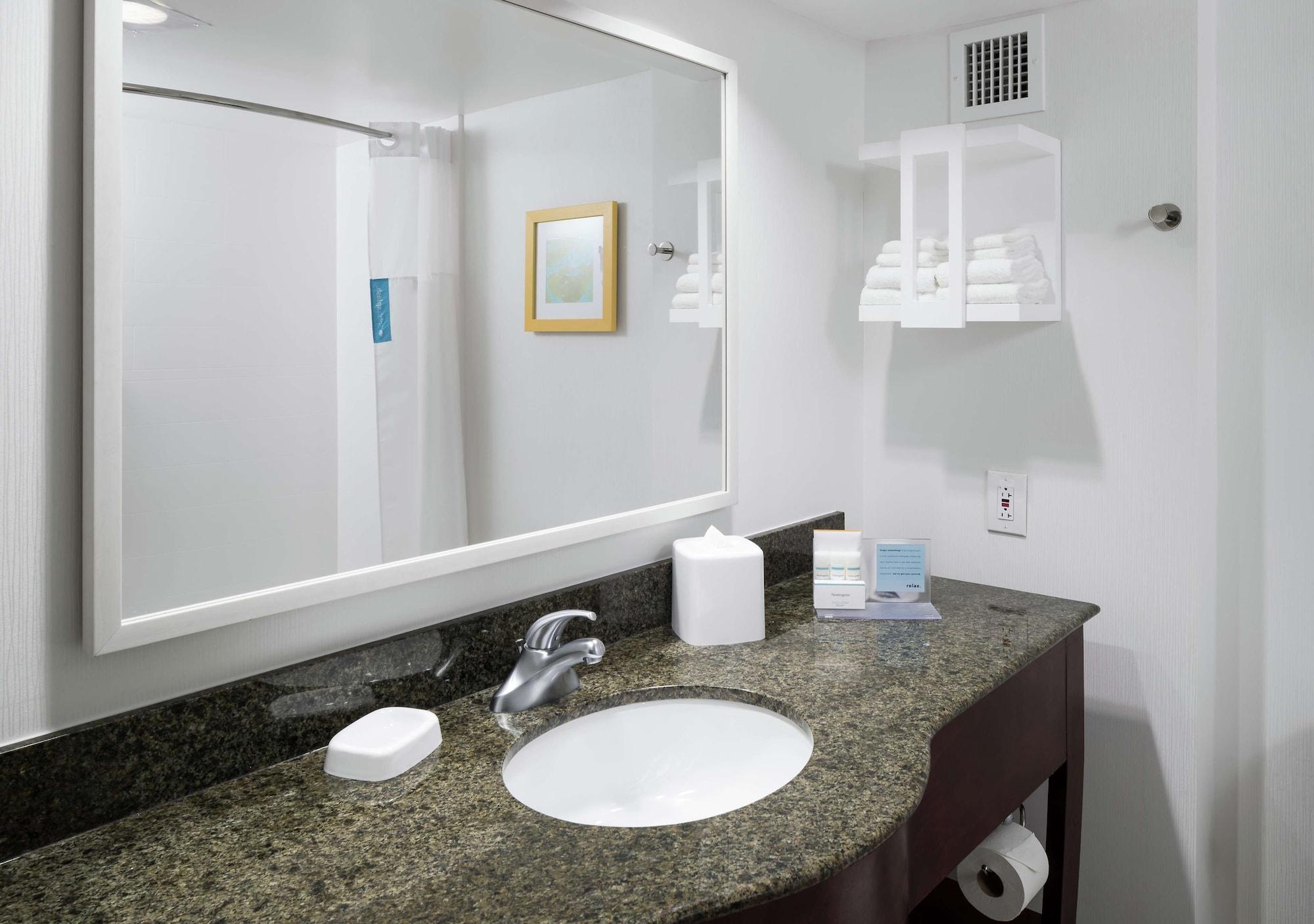 Equipamiento de Habitación Hampton Inn & Suites Memphis-Beale Street