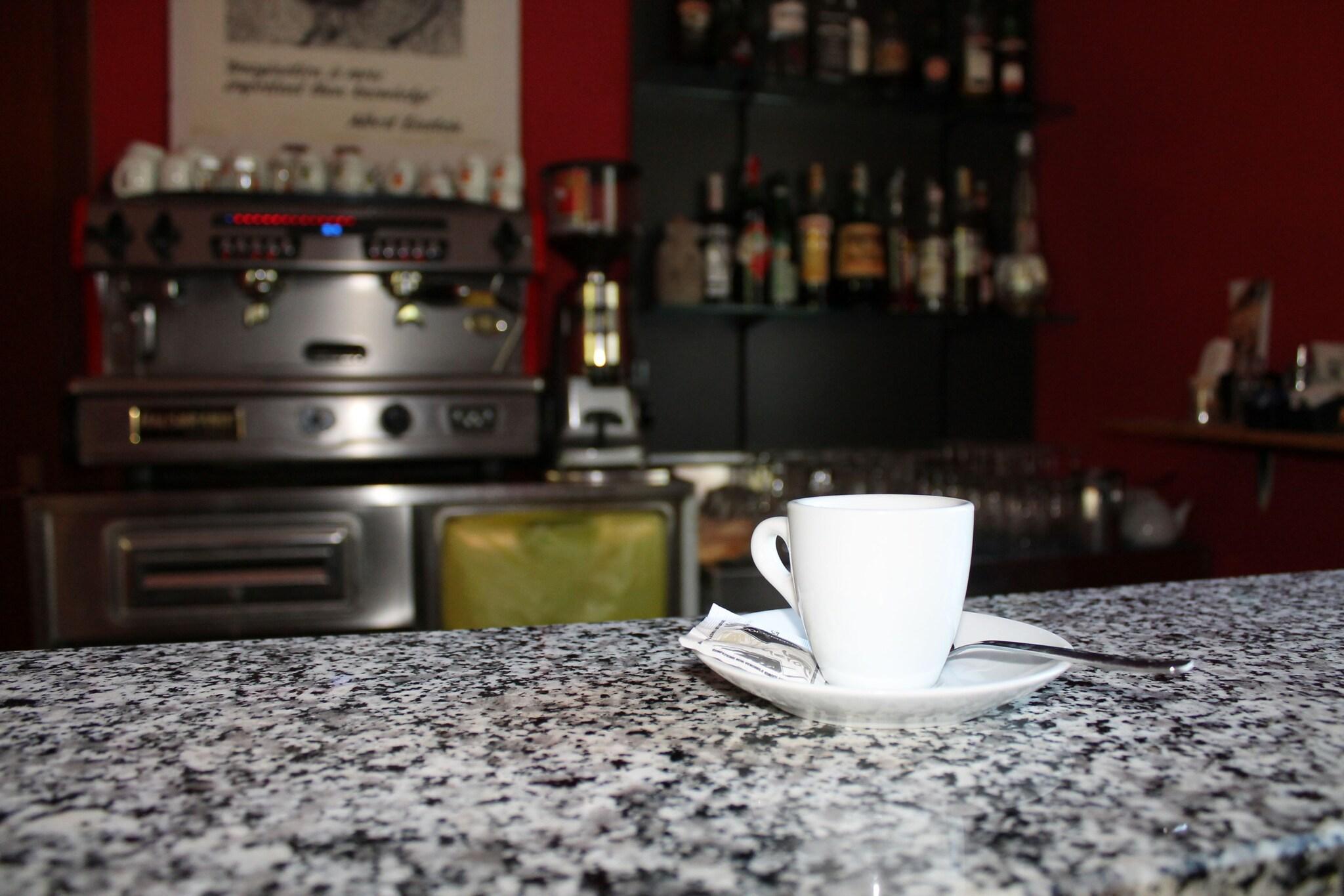 Bar/Salón Ostello su Mannau