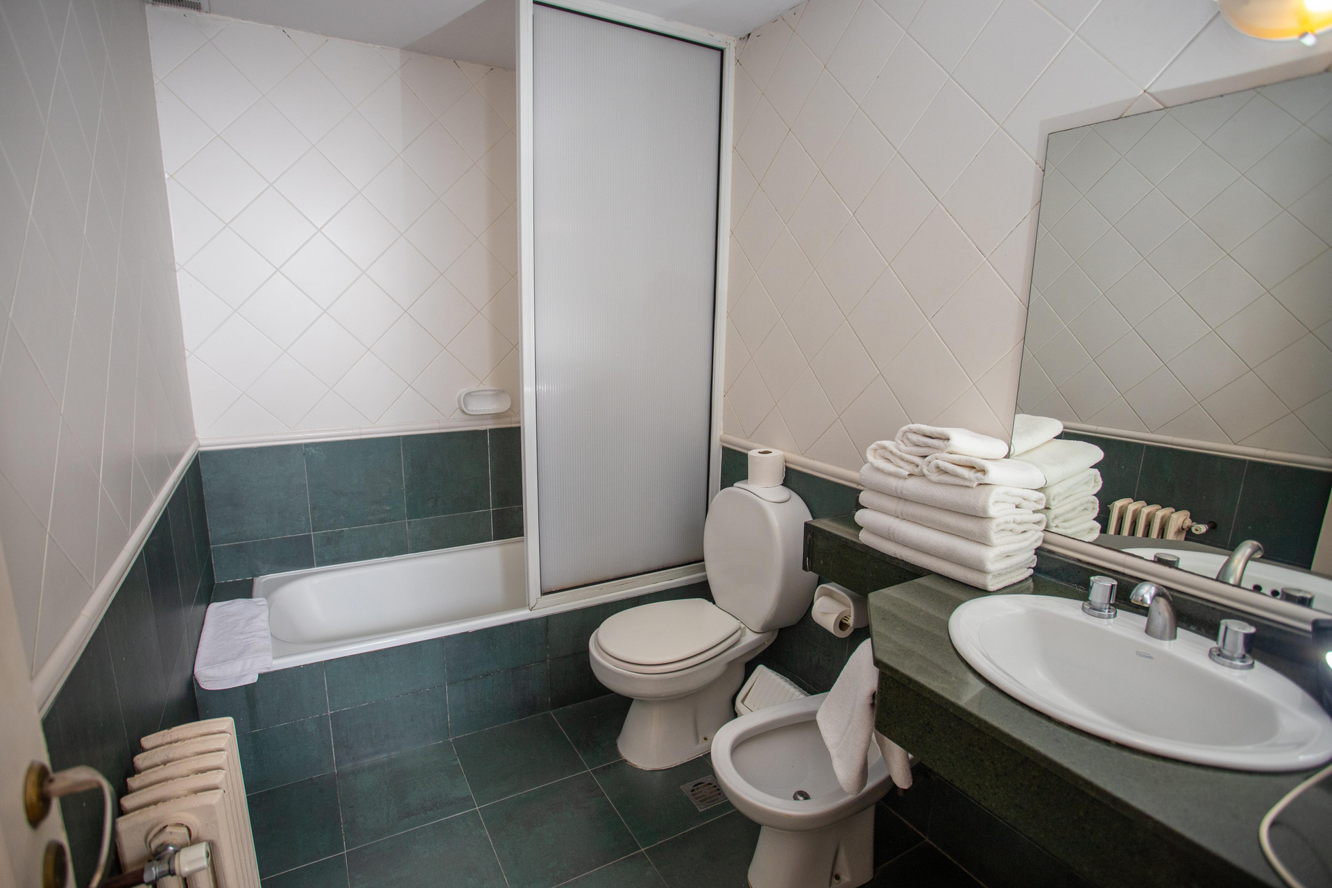 Baño Hotel Aguas del Sur