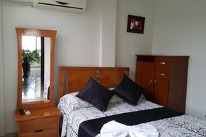 Alojamiento - Hotel Sol De Oro