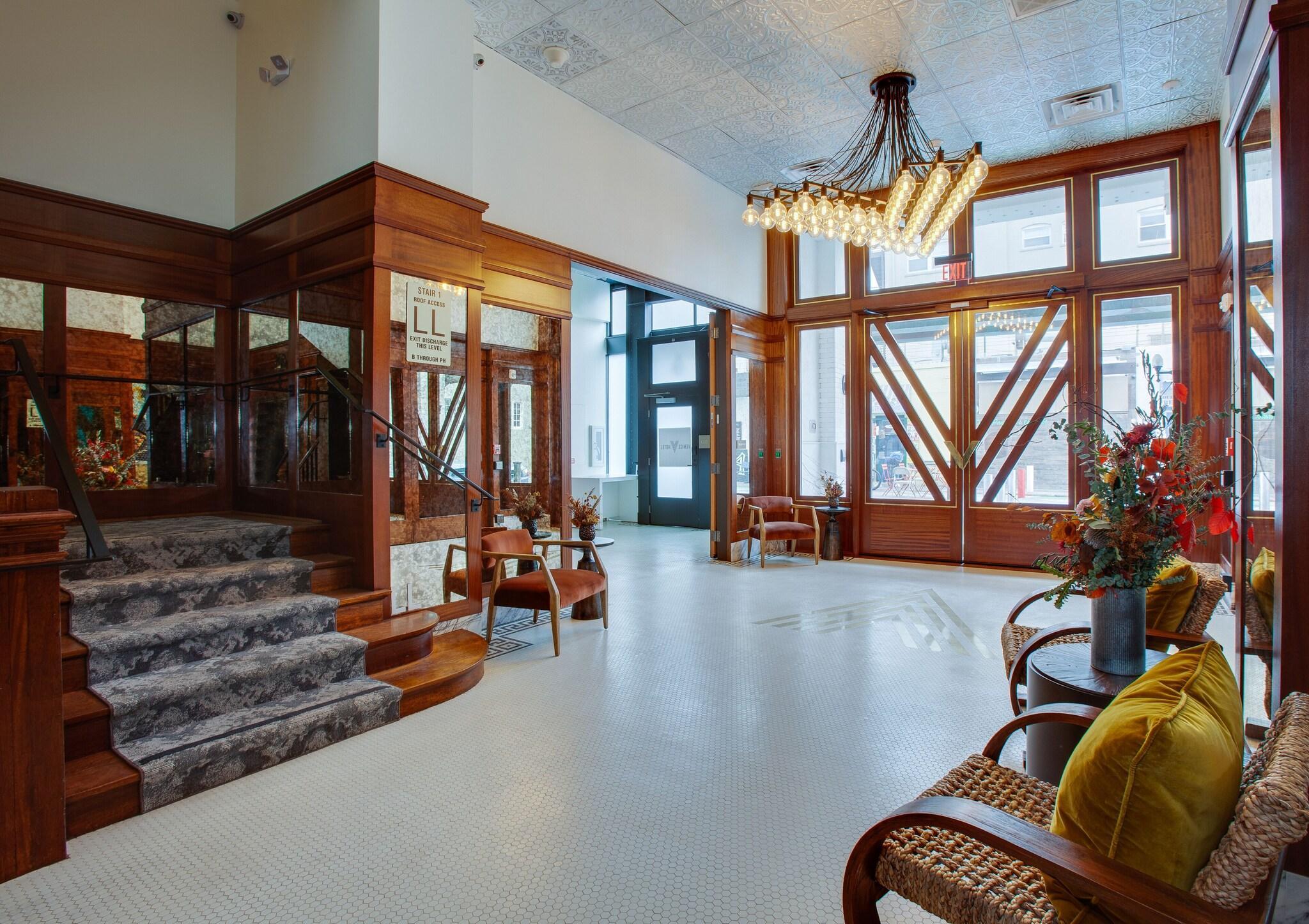 Vista Lobby Venice Beach