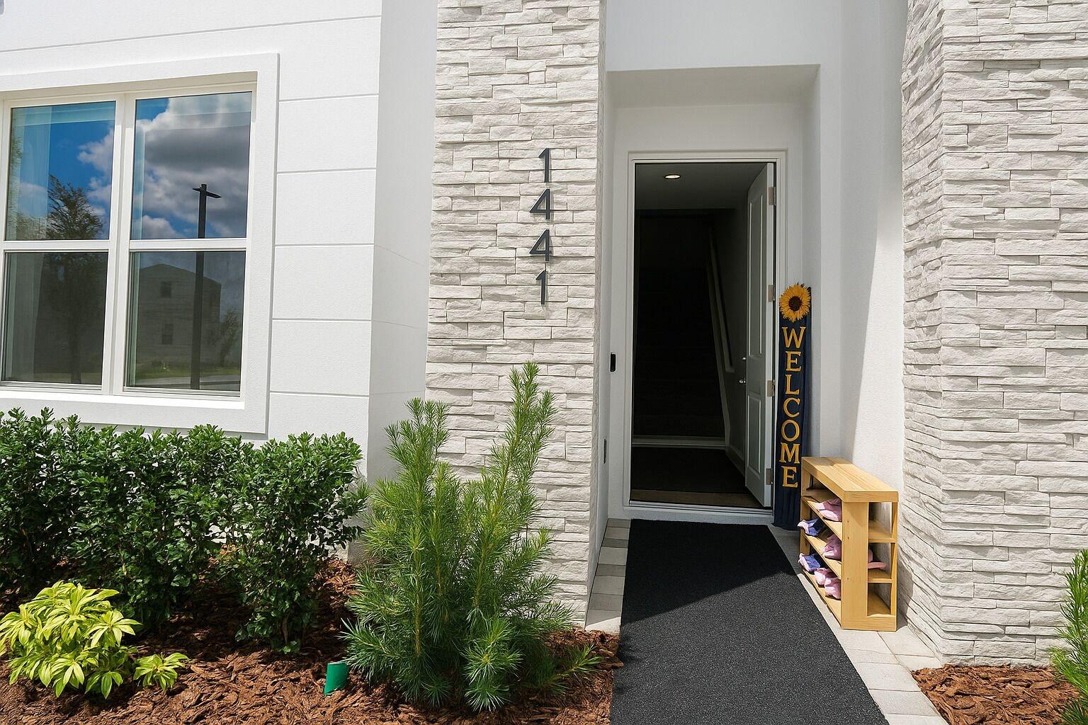 Vista Exterior Brand New Luxury House in Clermont