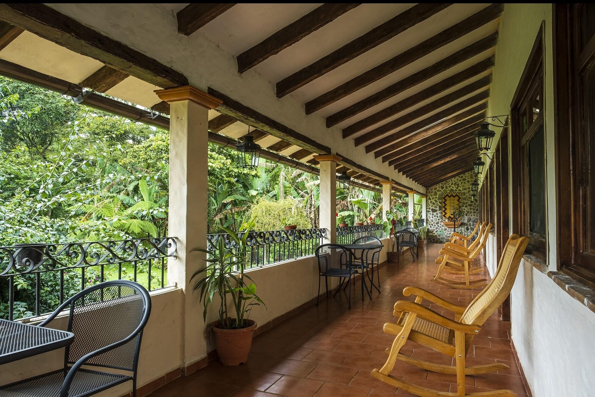 Vista Lobby Posada La Querencia