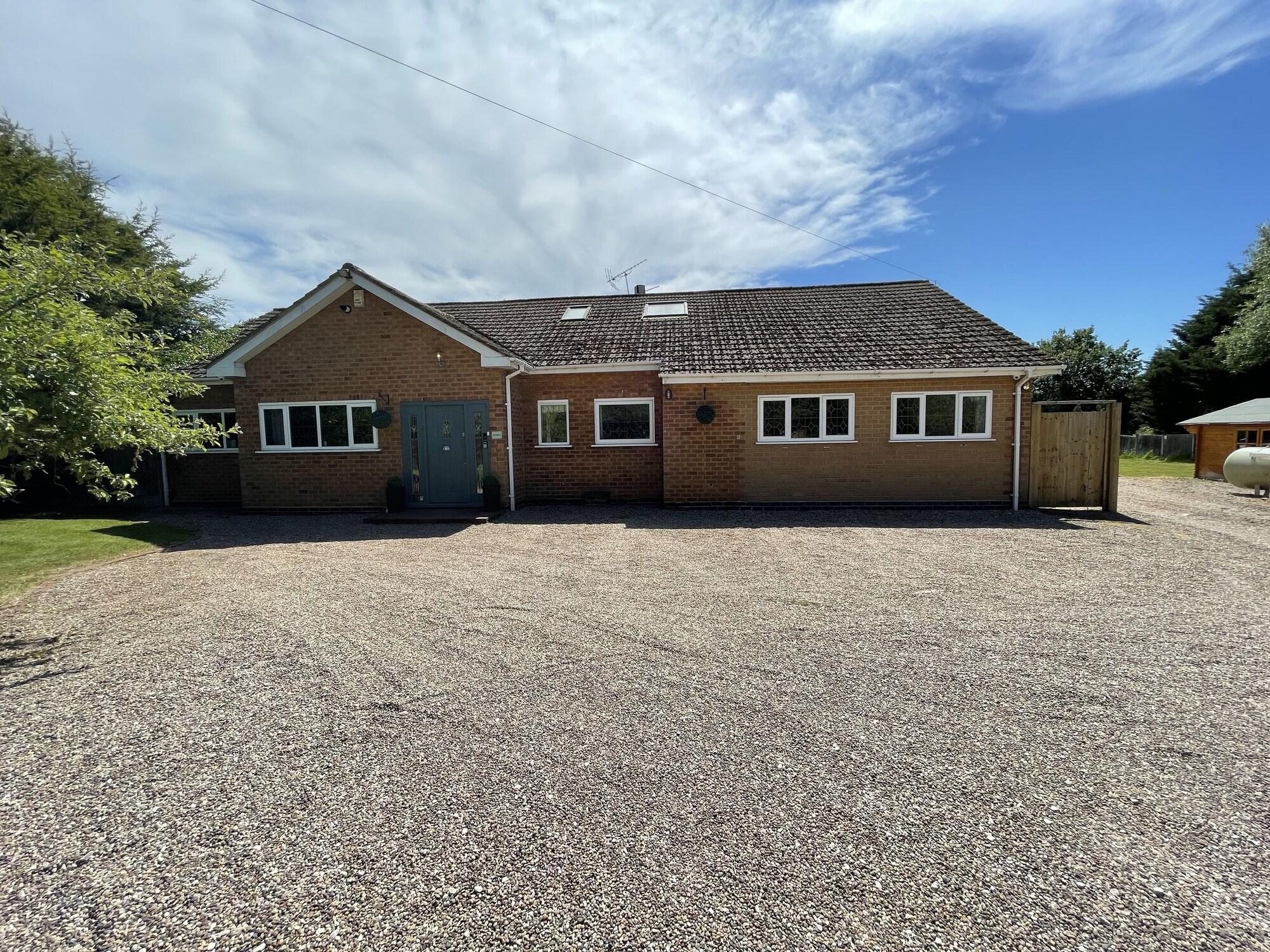 Vista Exterior Haymills Guesthouse