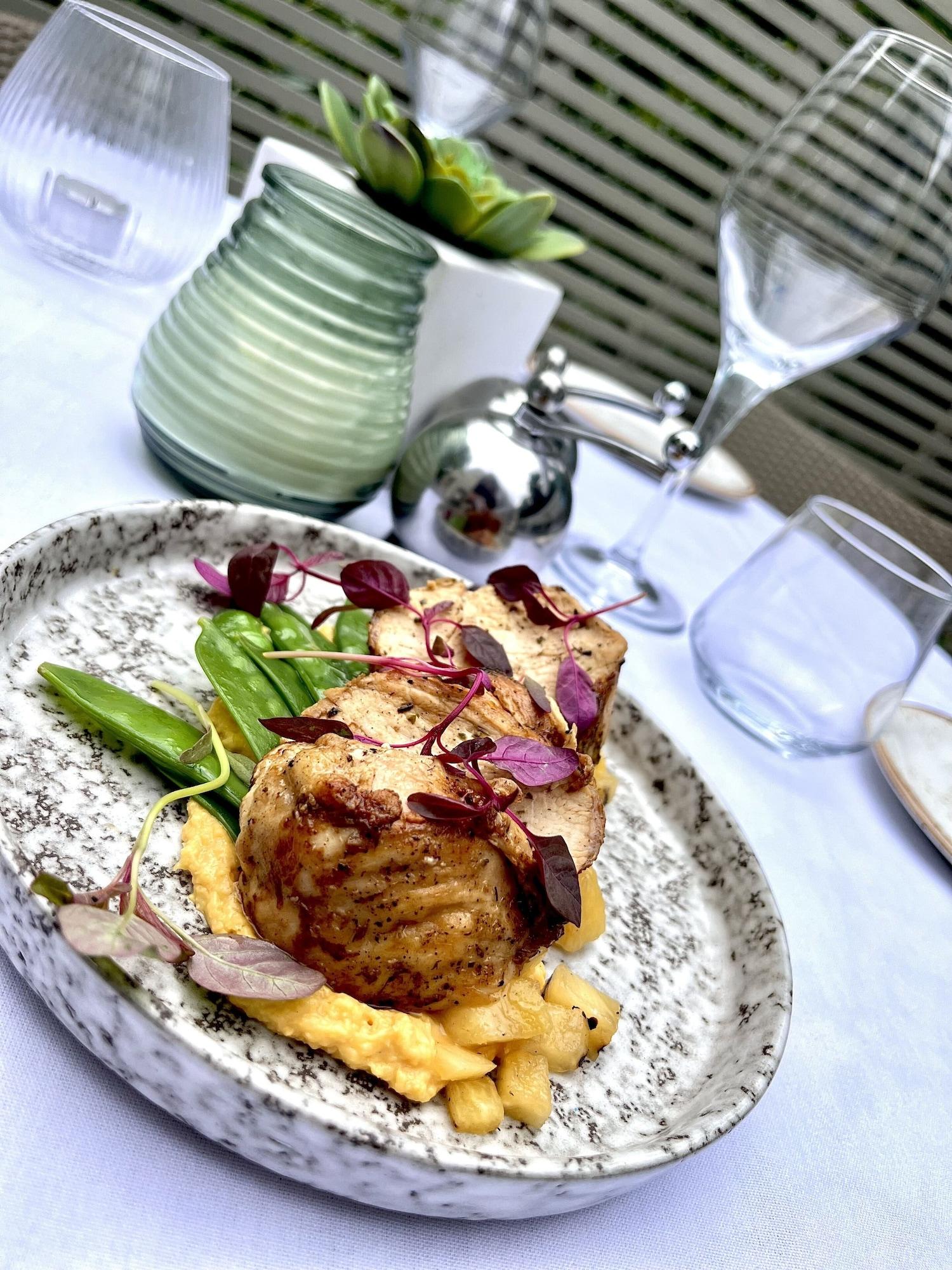 Vista Lobby Brocco on the Park