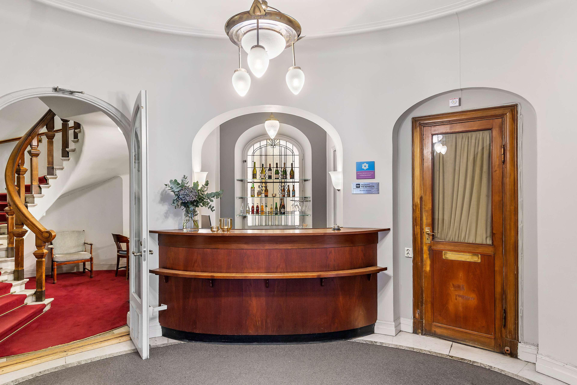 Vista Lobby Hotel Esplanade, BW Signature Collection