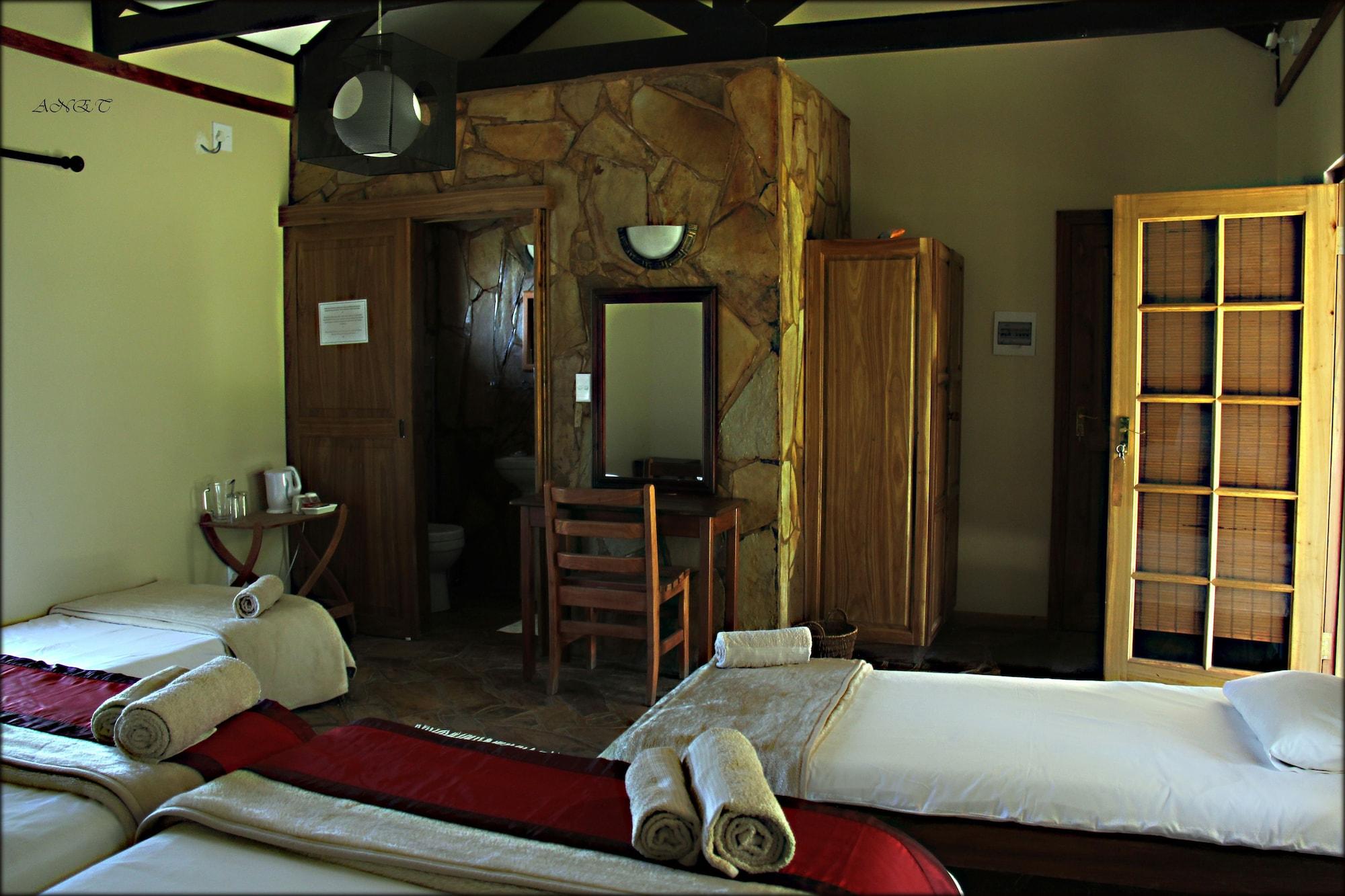 Habitación Fiume Lodge CC, P O Box 20757, Windhoek