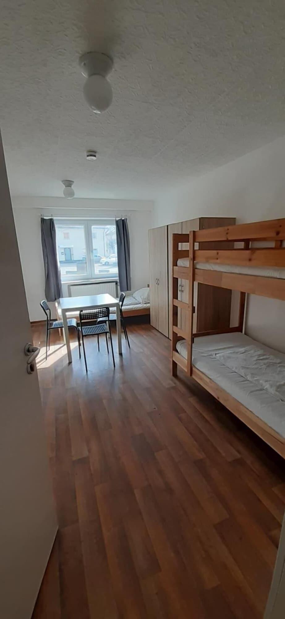 Habitación 2-Rent Group Hostel Apartments EVE74