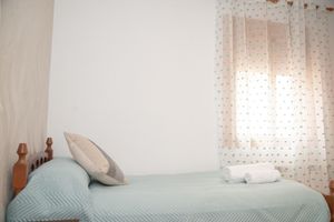 Alquiler Vacacional - Casa Rural con Terraza y Barbacoa en Pleno Parque Natural