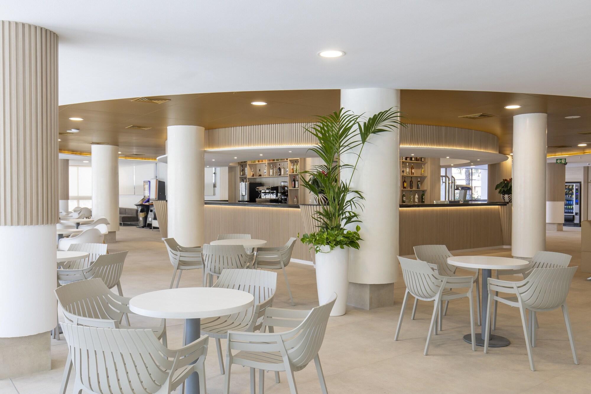 Vista Lobby Hotel Rosamar Benidorm