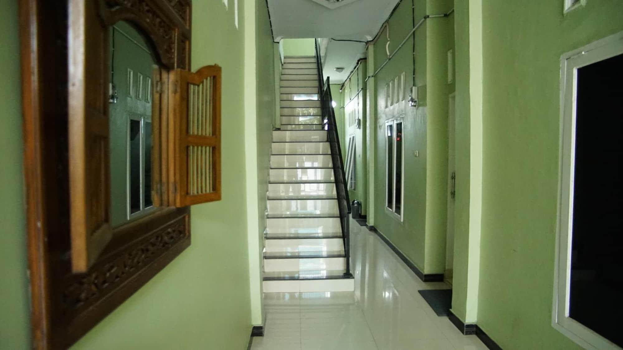 Vista Lobby Wisma Pandowo