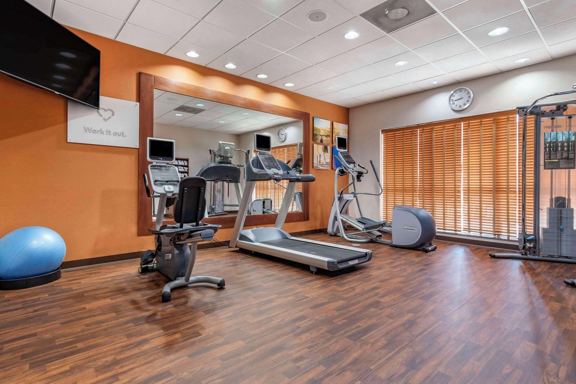 Gimnasio Comfort Suites Airport
