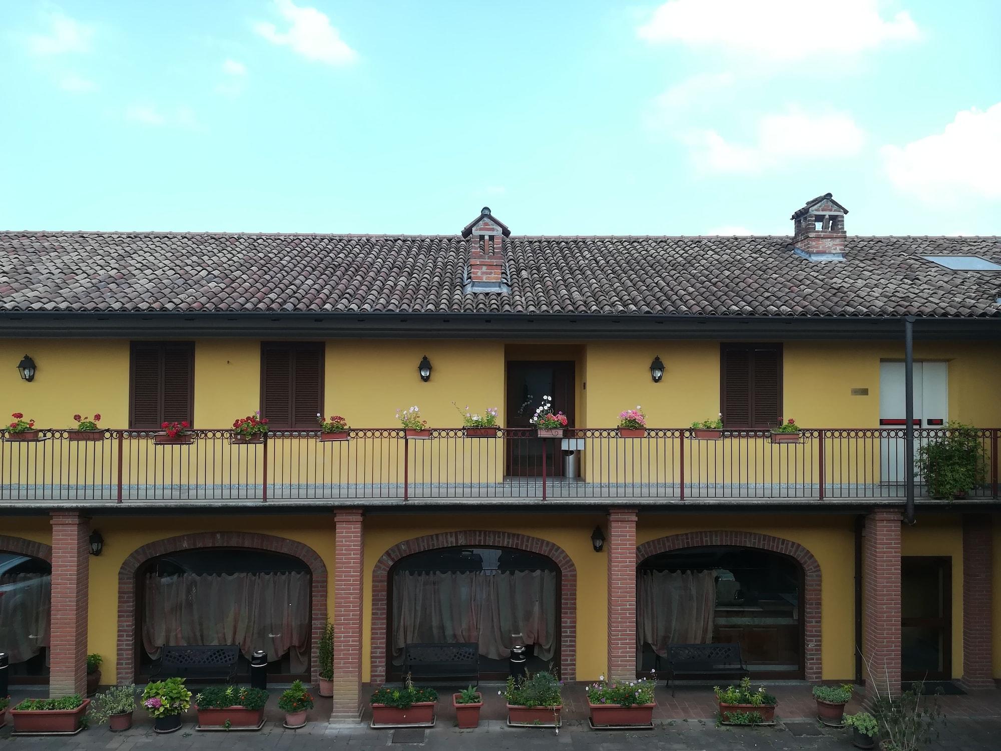 Vista Exterior Hotel Italia