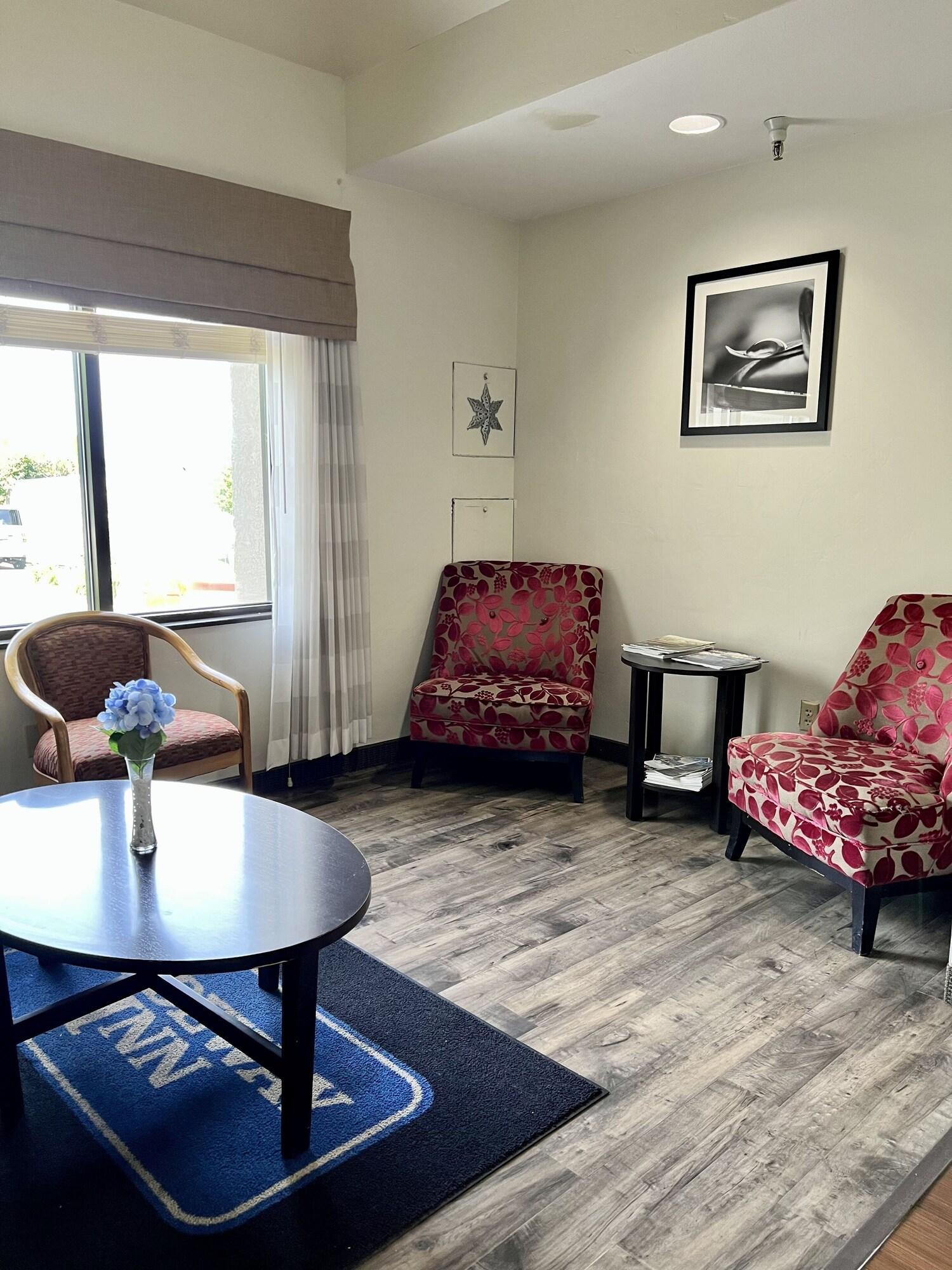 Vista Lobby Rodeway Inn Boise Airport