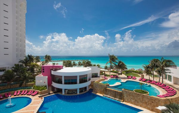 Altitude at Krystal Grand Cancun - All inclusive - Hoteles cerca de Playa Chac Mool en Cancún