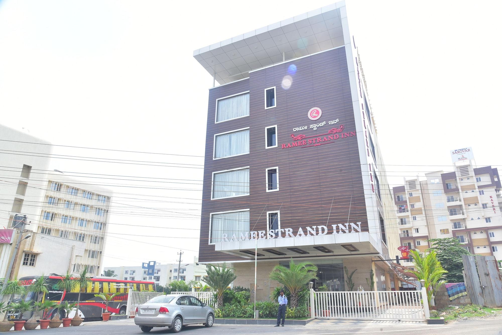 Vista Exterior Ramee Strand Inn Hotel