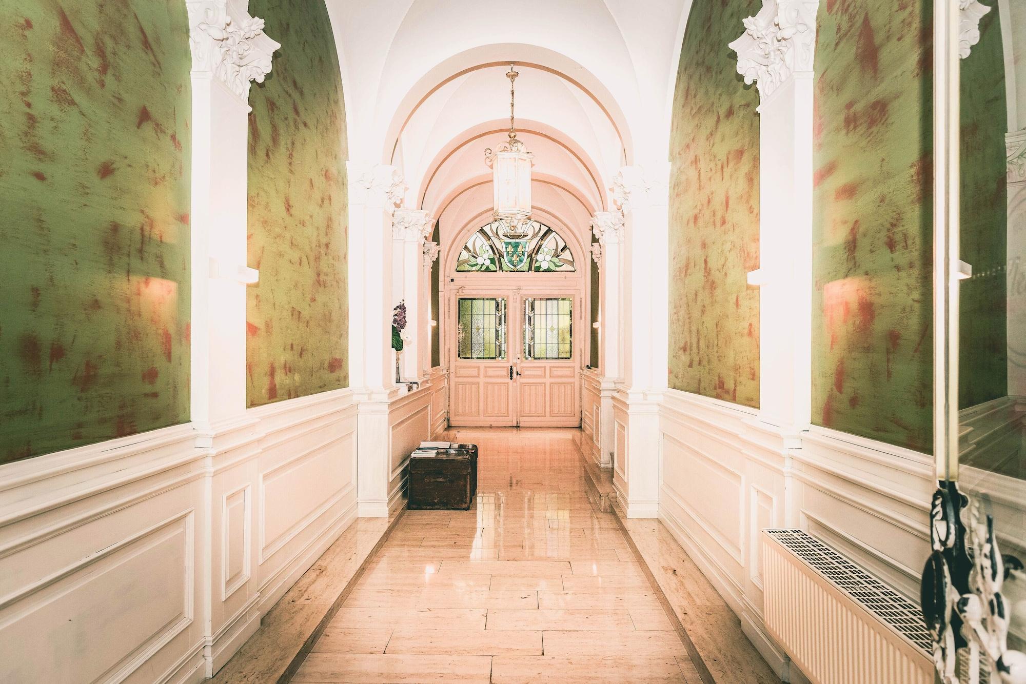 Varios Hotel Klemm