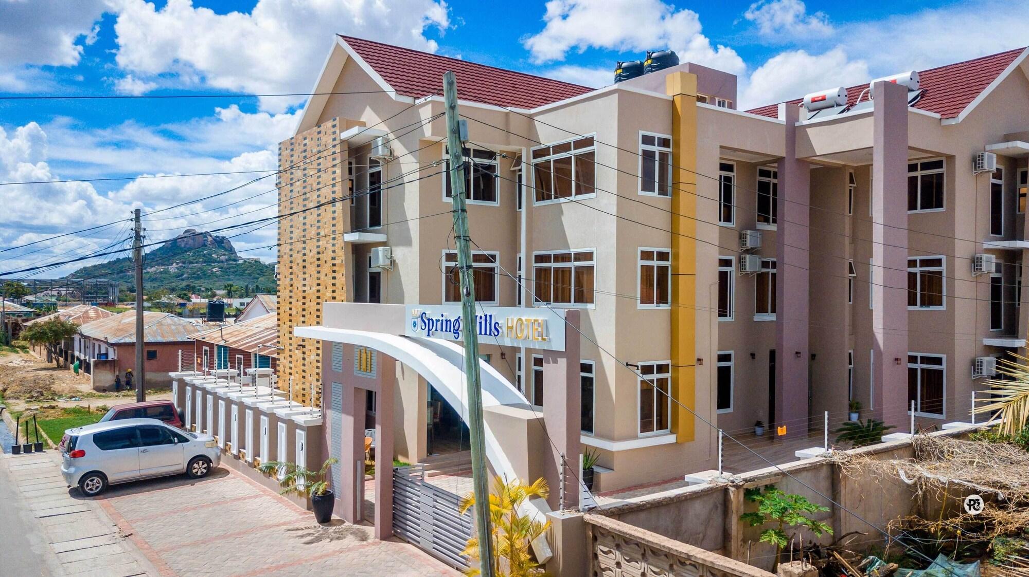 Varios Spring Hills Hotel Dodoma