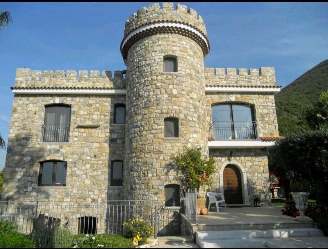 Varios Villa Le Favole