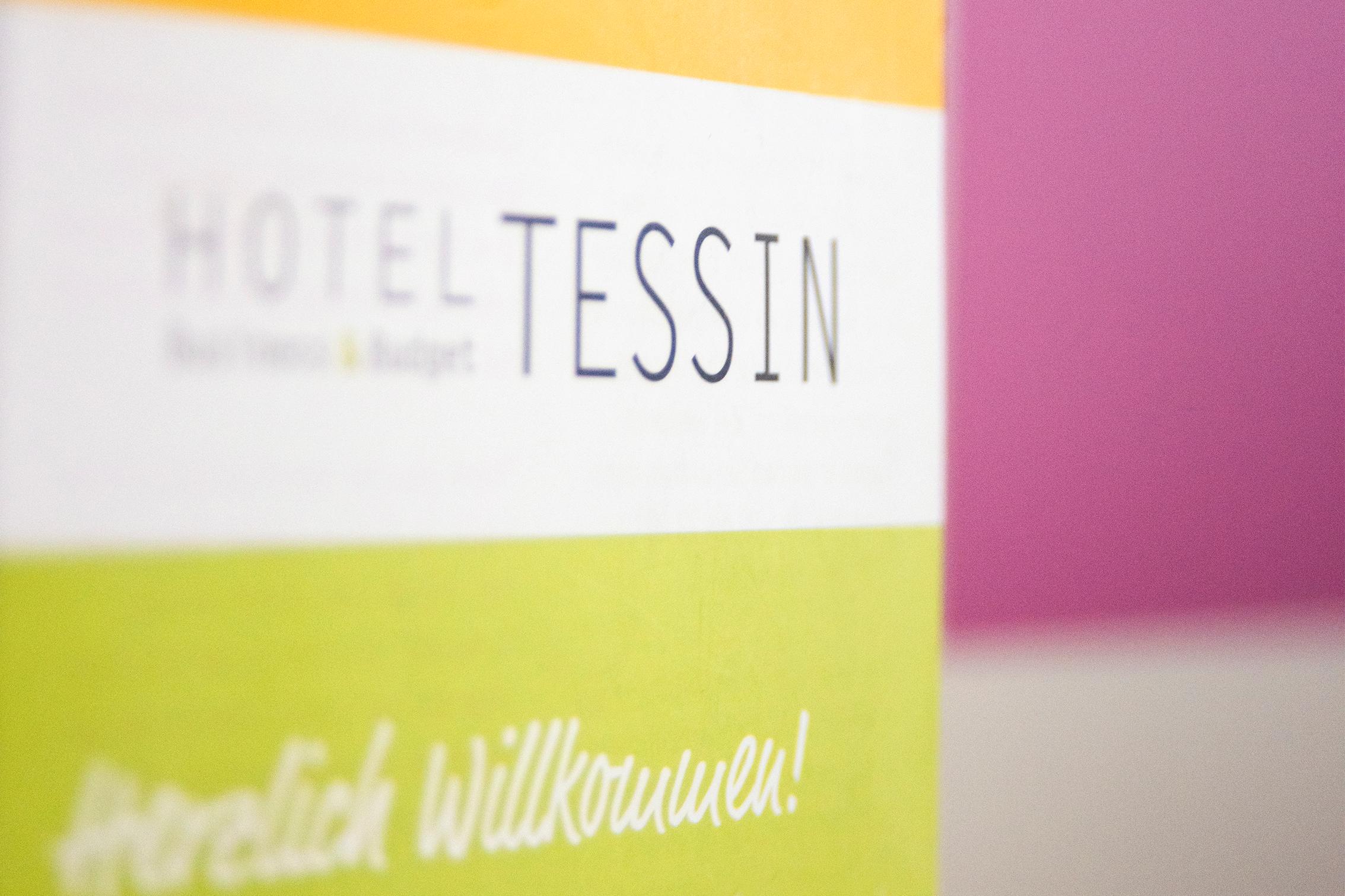 Vista Exterior Hotel Tessin