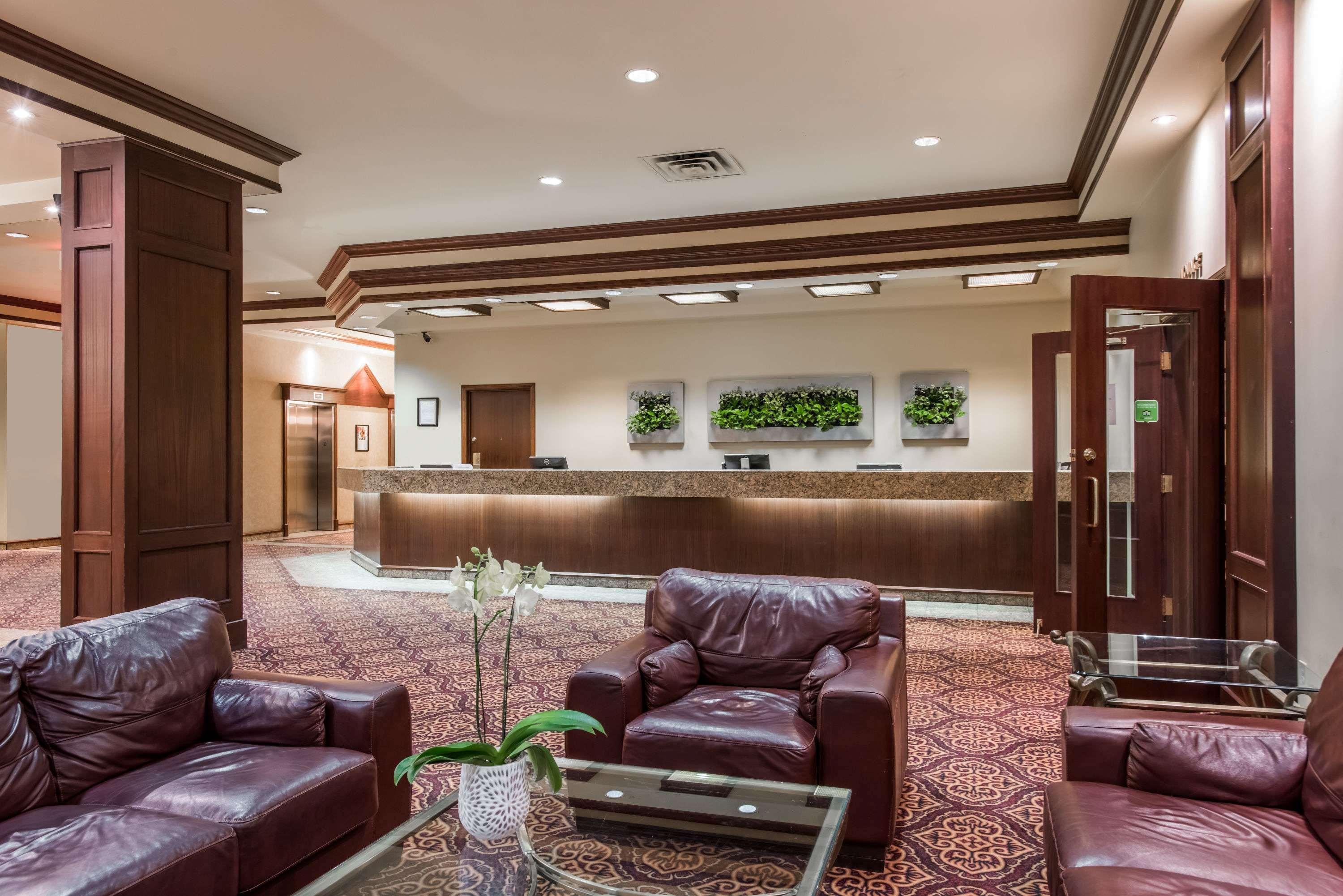 Vista Lobby Divya Sutra Plaza and Conference Centre Calgary Airport