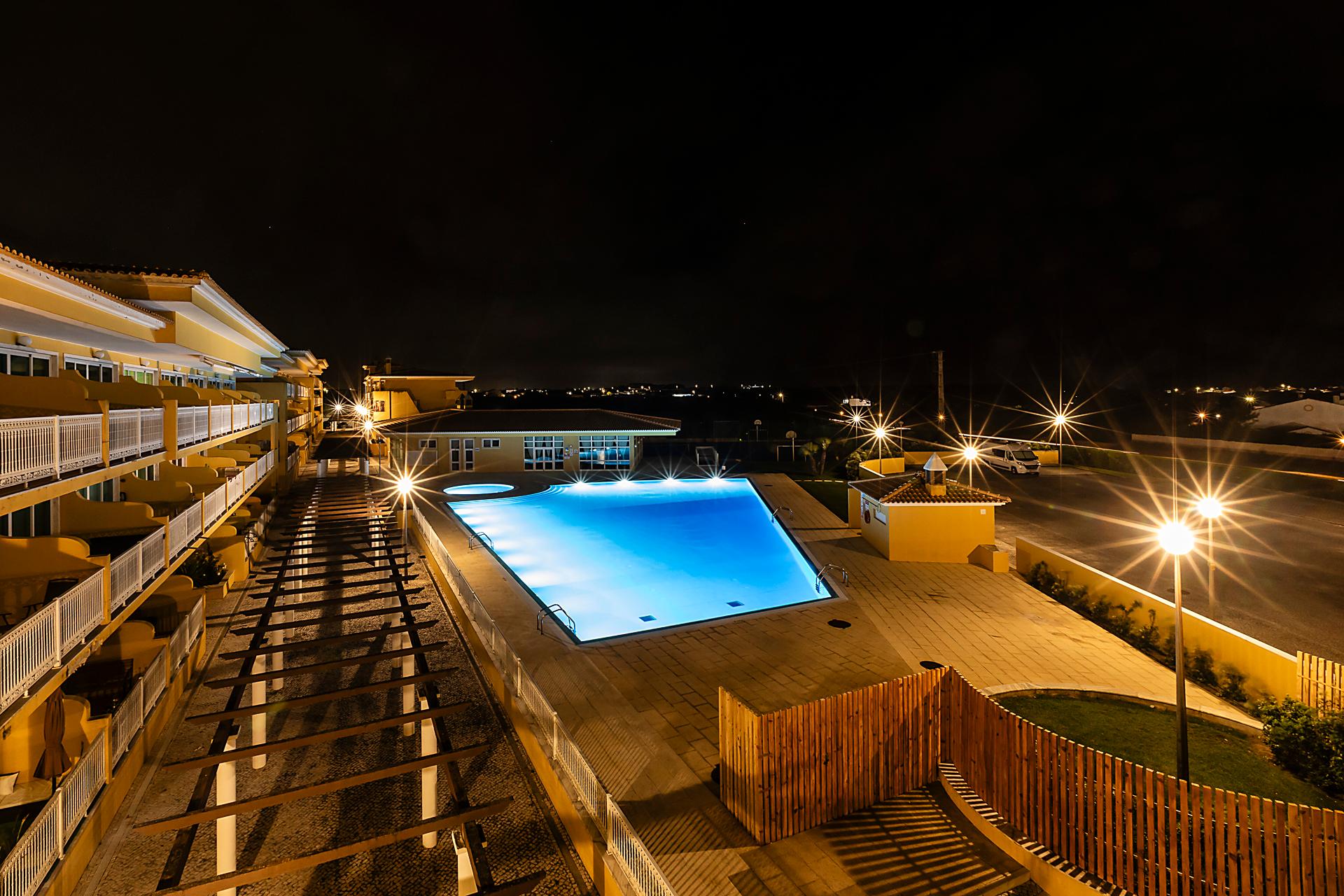 Vista Piscina Hi Santa Cruz - Pousada De Juventude