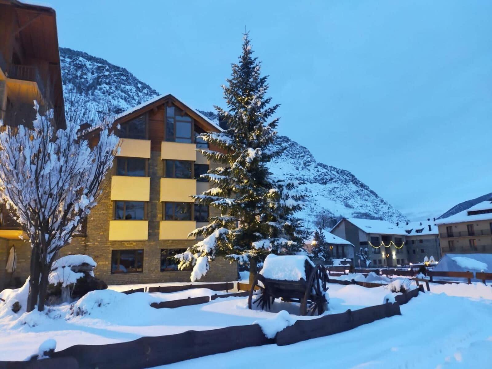 Vista Exterior Roca Blanca
