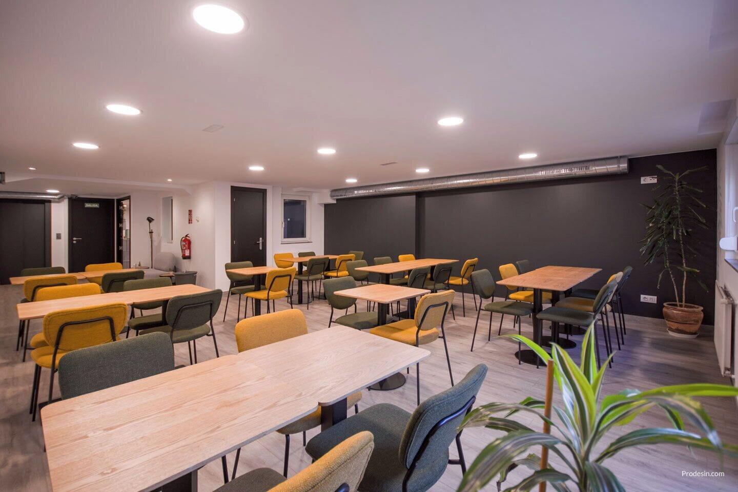 Sala de Reuniones U-Hotel Dario Lugo