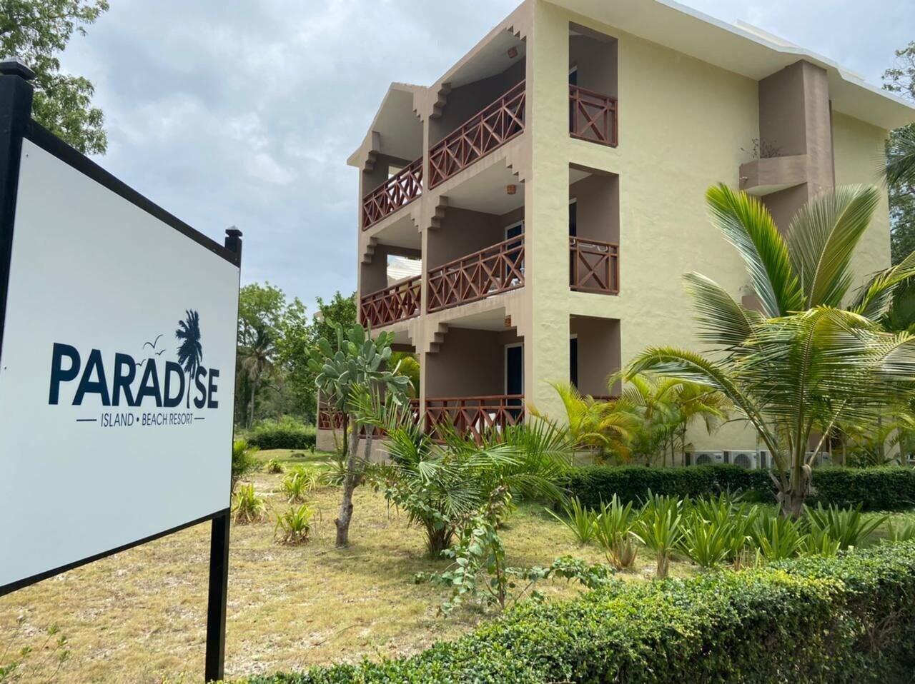 Vista Exterior Paradise Island Beach Resort