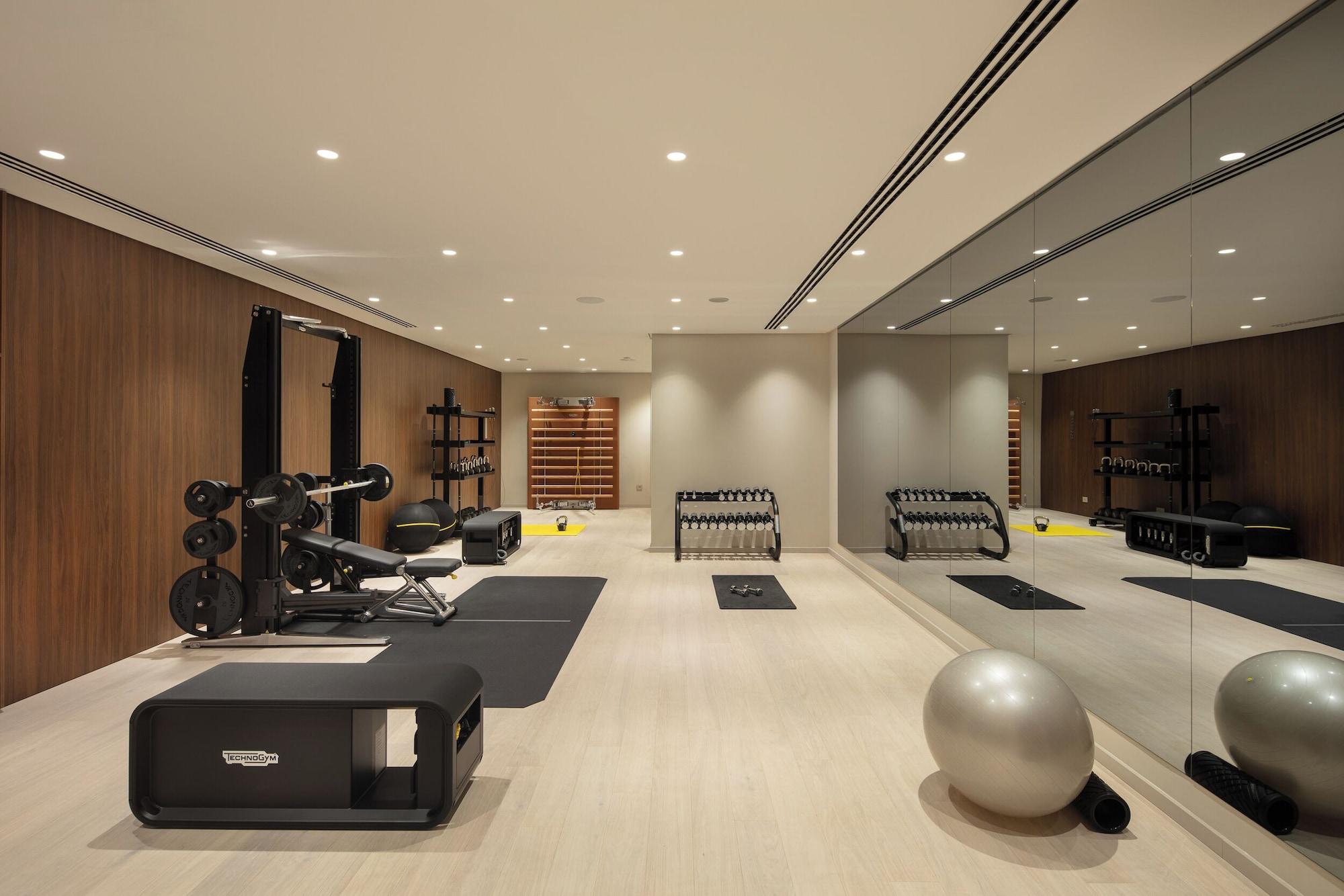 Gimnasio Hotel Sumratin