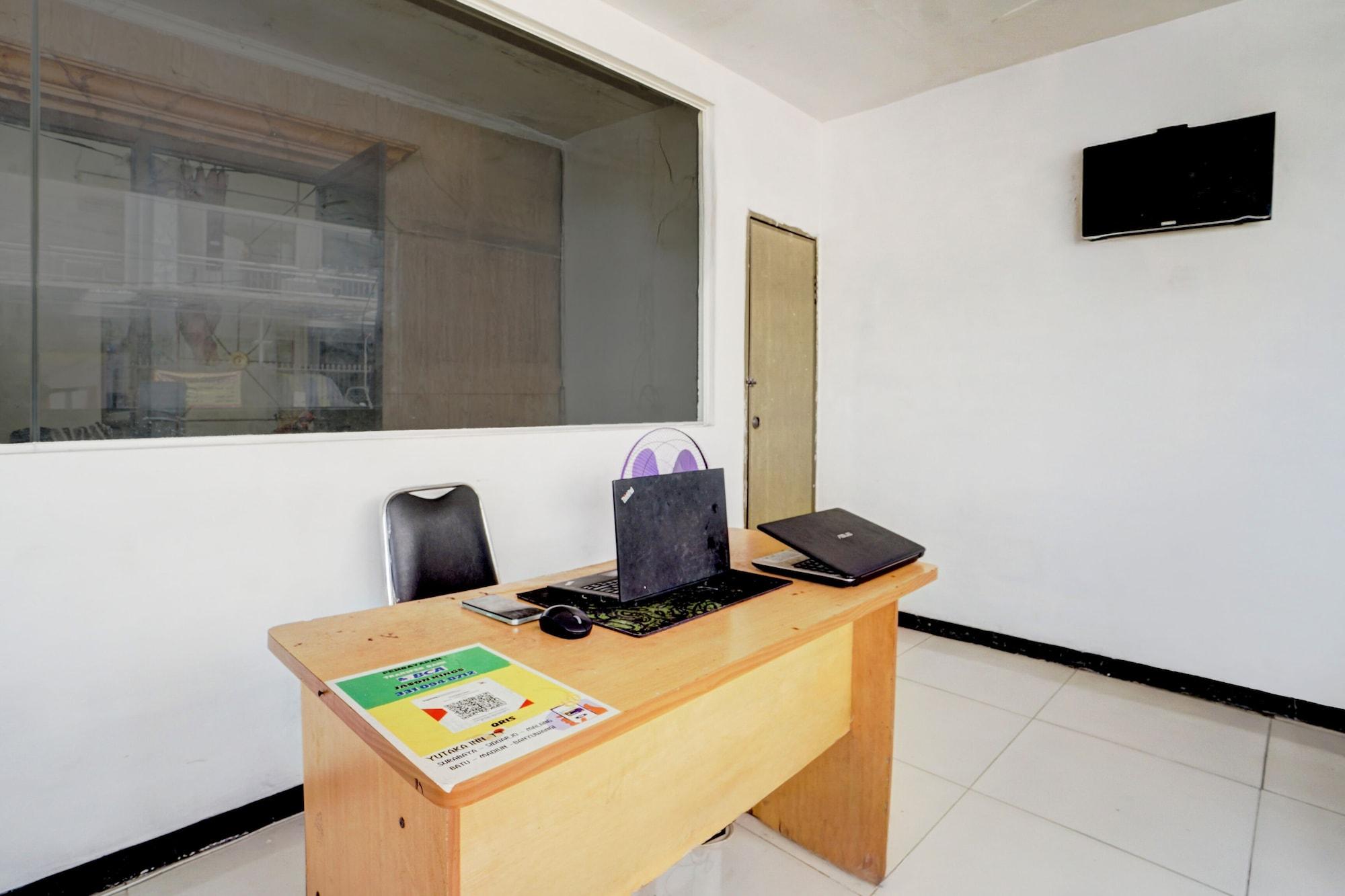 Vista Lobby Hotel O Petraya Residence near City of Tomorrow Mall