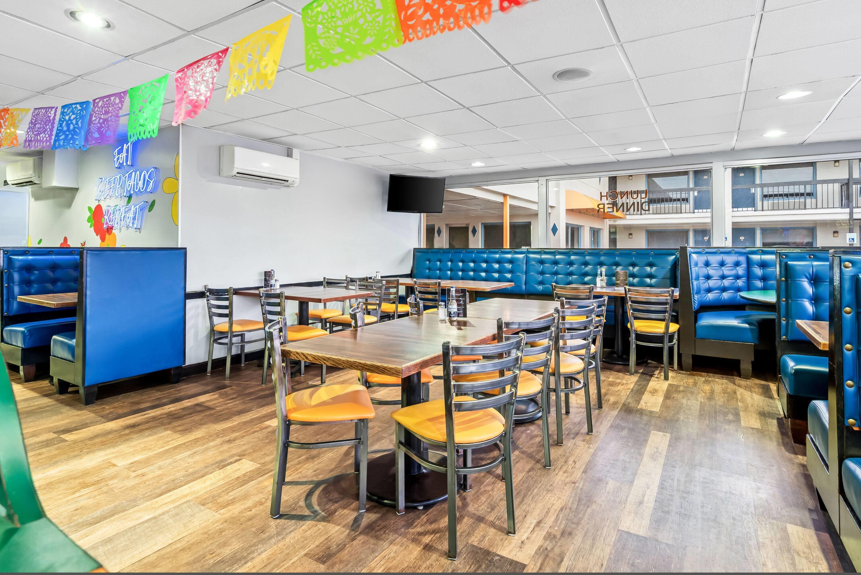 Restaurant Days Inn by Wyndham Jacksonville NC