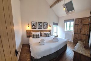 Alquiler Vacacional - Luxury cottage with Log Burner, Comfy Beds, Optional Hottub, Views