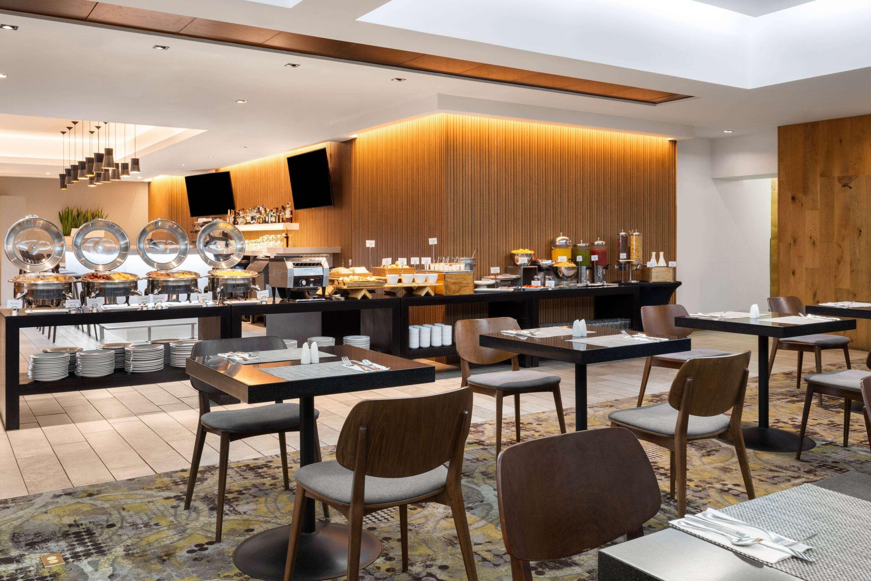 Restaurant Wyndham Garden Guatemala City