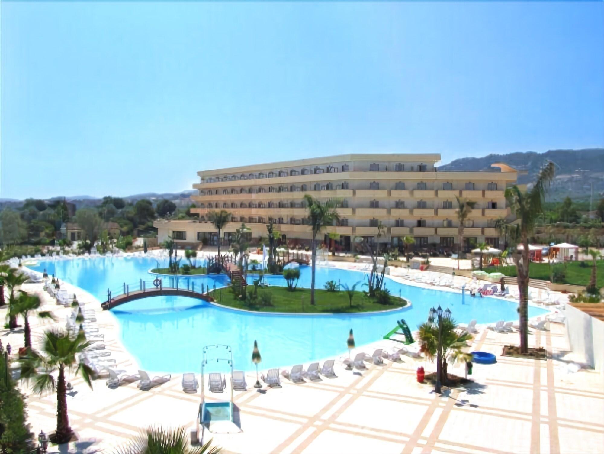 Vista Exterior Hotel Club Residence Roscianum