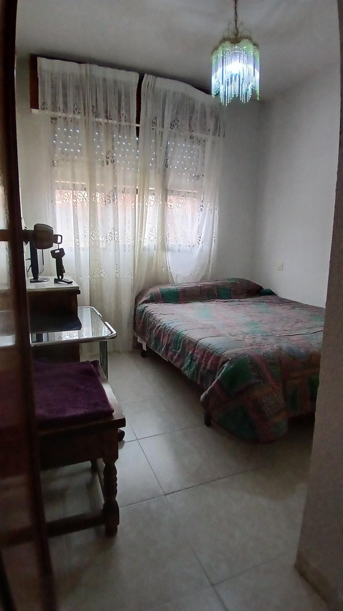 Varios Room in Guest Room - Toledo Double Private Room