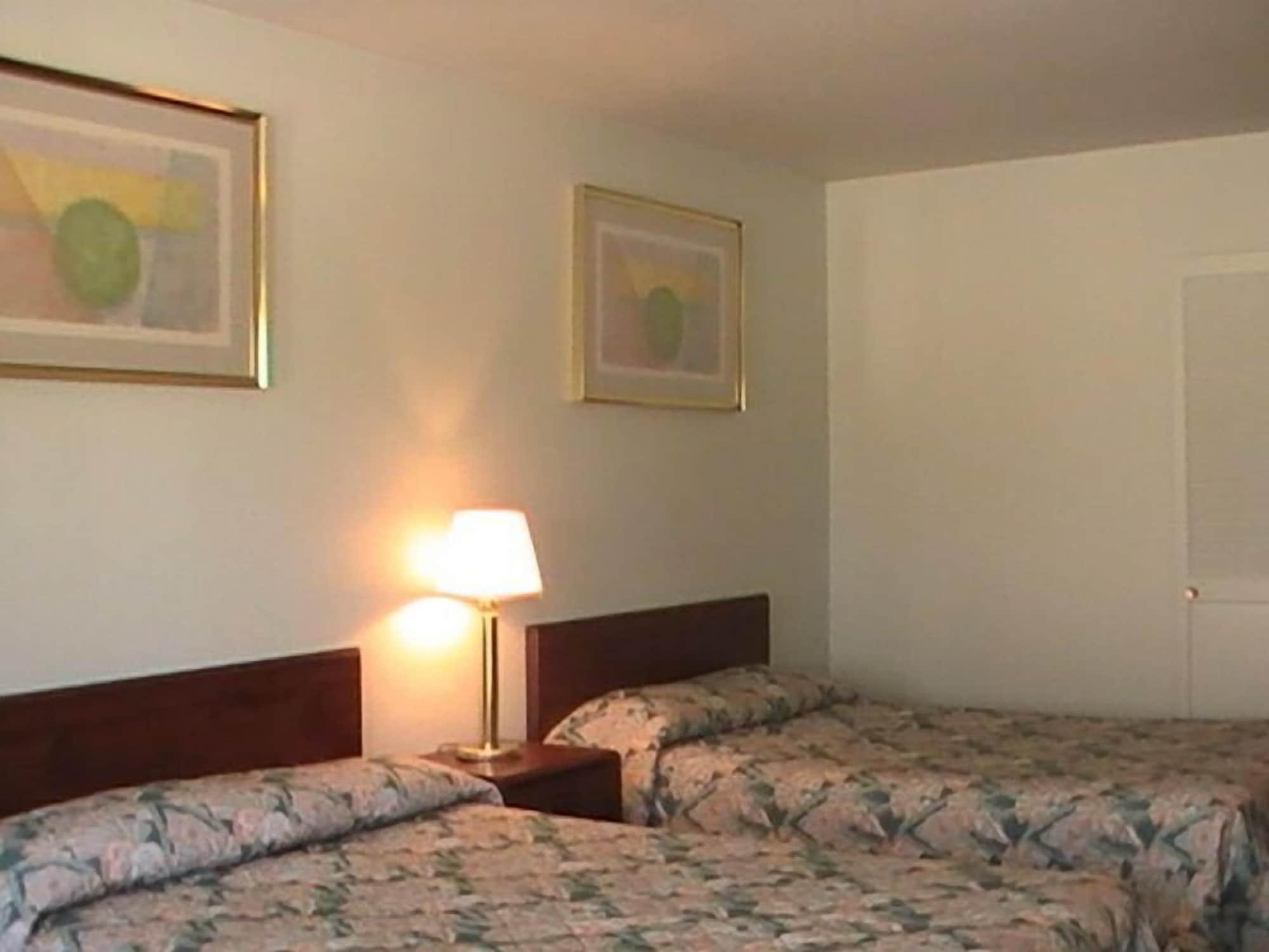 Habitación Hometown Inn Galion
