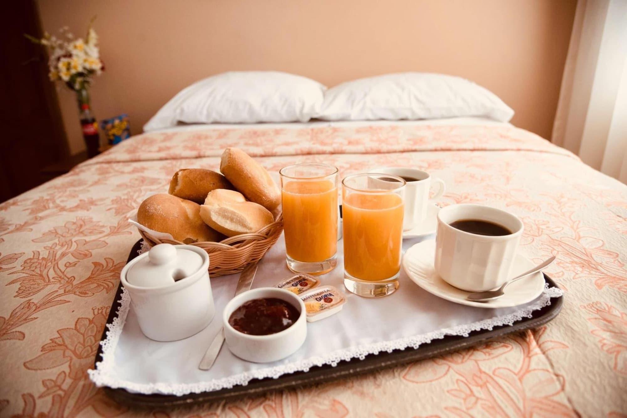 Habitación Hotel Jorge Chavez