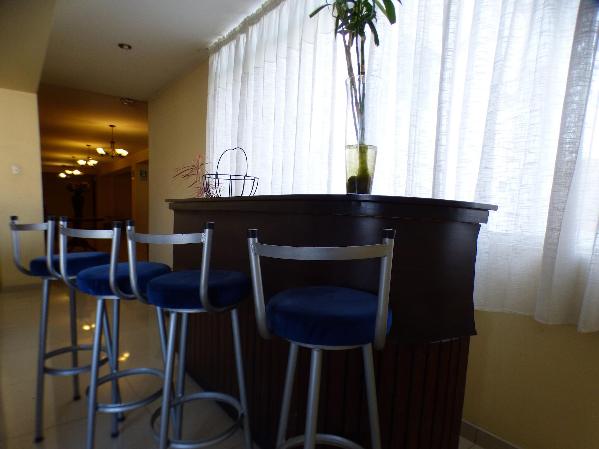 Bar/Salón Hotel Jkalixto