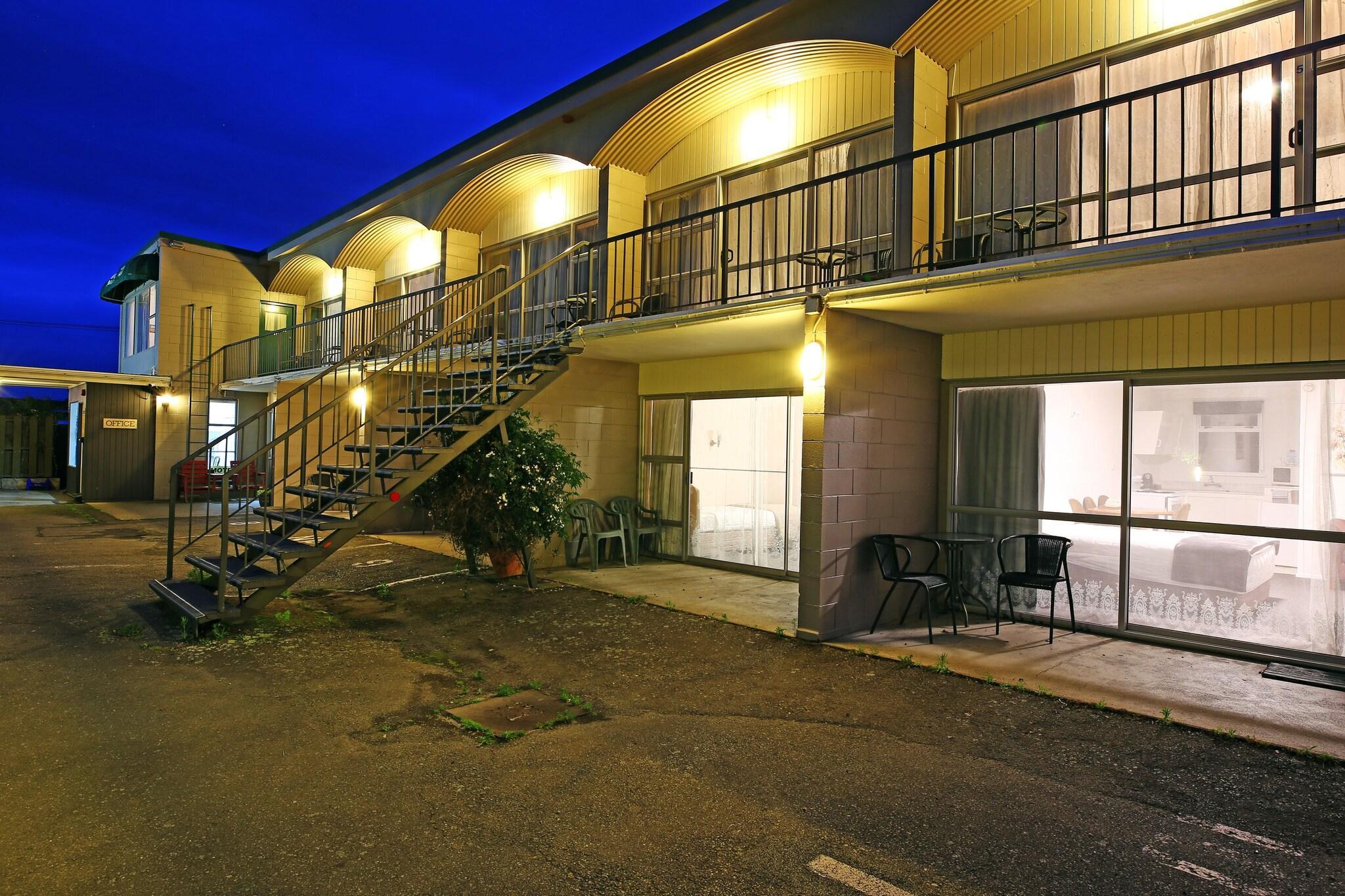 Vista Exterior 289 Midway Motel